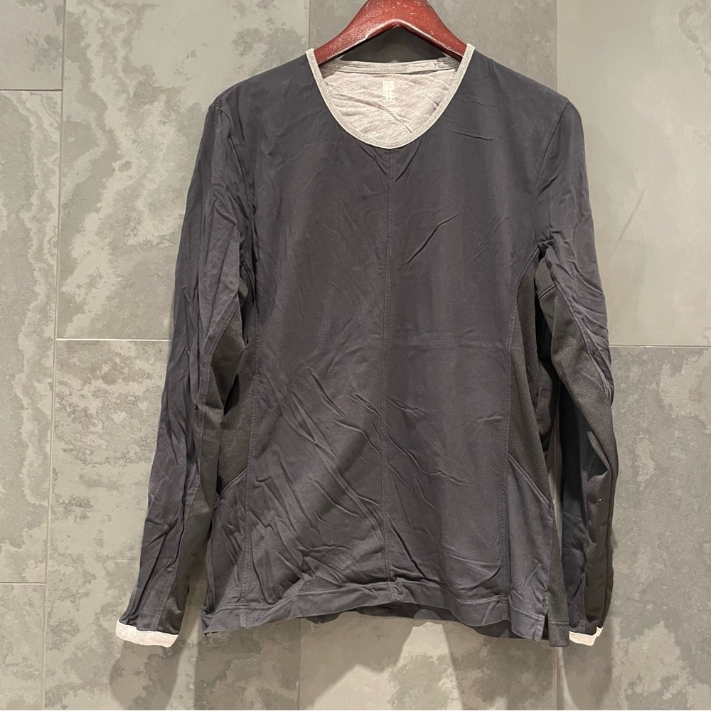 Number Lab Black and Gray T-Shirt